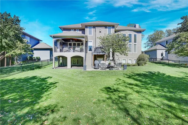 $955,000 | 5303 166th Terrace, Overland Park, KS 66085
