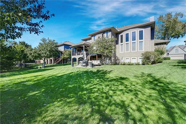 $955,000 | 5303 166th Terrace, Overland Park, KS 66085
