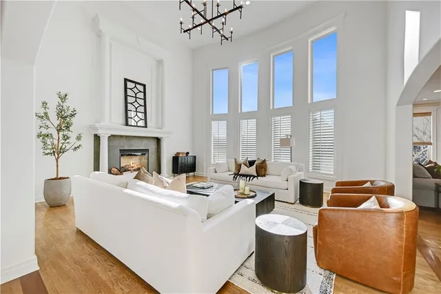 $955,000 | 5303 166th Terrace, Overland Park, KS 66085