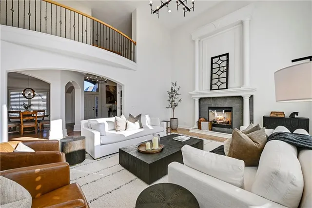 $955,000 | 5303 166th Terrace, Overland Park, KS 66085