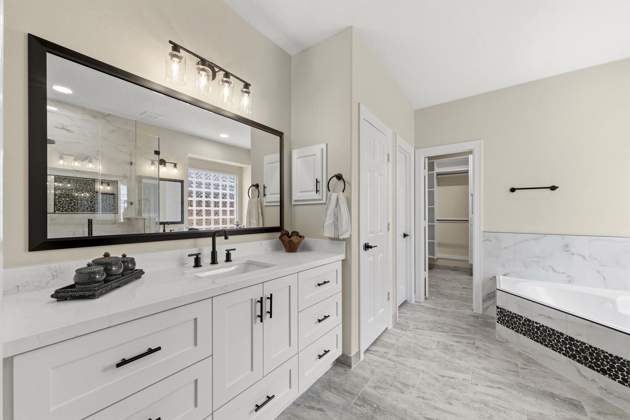 20114 Eagle Grove Lane Spring, TX 77379 - Photo 12 of 32 Primary Bathroom