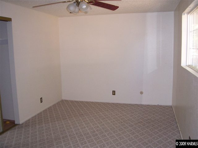 2265 West 7th Street Reno, NV 89503 - Photo 7 of 8 an empty room with a window