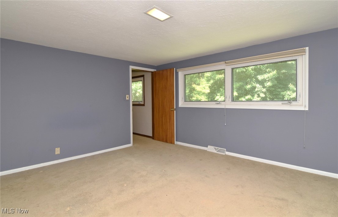 31299 Fairview Road Chagrin Falls, OH 44022 - Photo 28 of 40 Gallery Image 28
