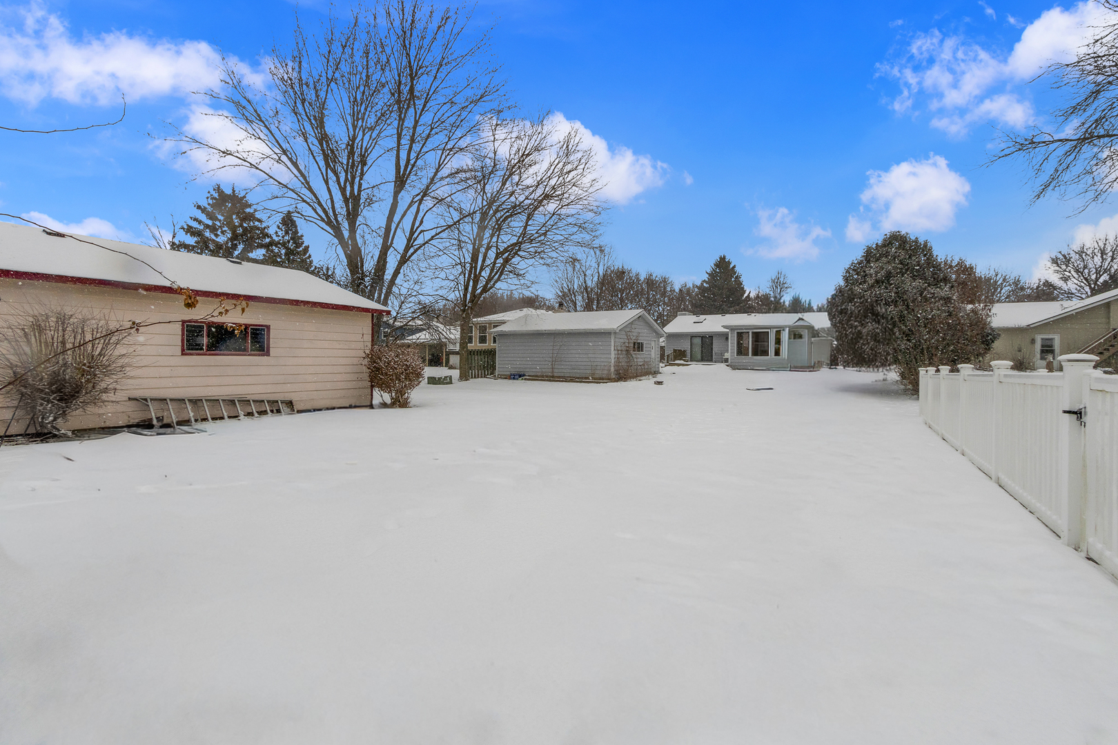 809 Thompson Avenue Winthrop Harbor, IL 60096 - Photo 6 of 9 a view of house with a yard
