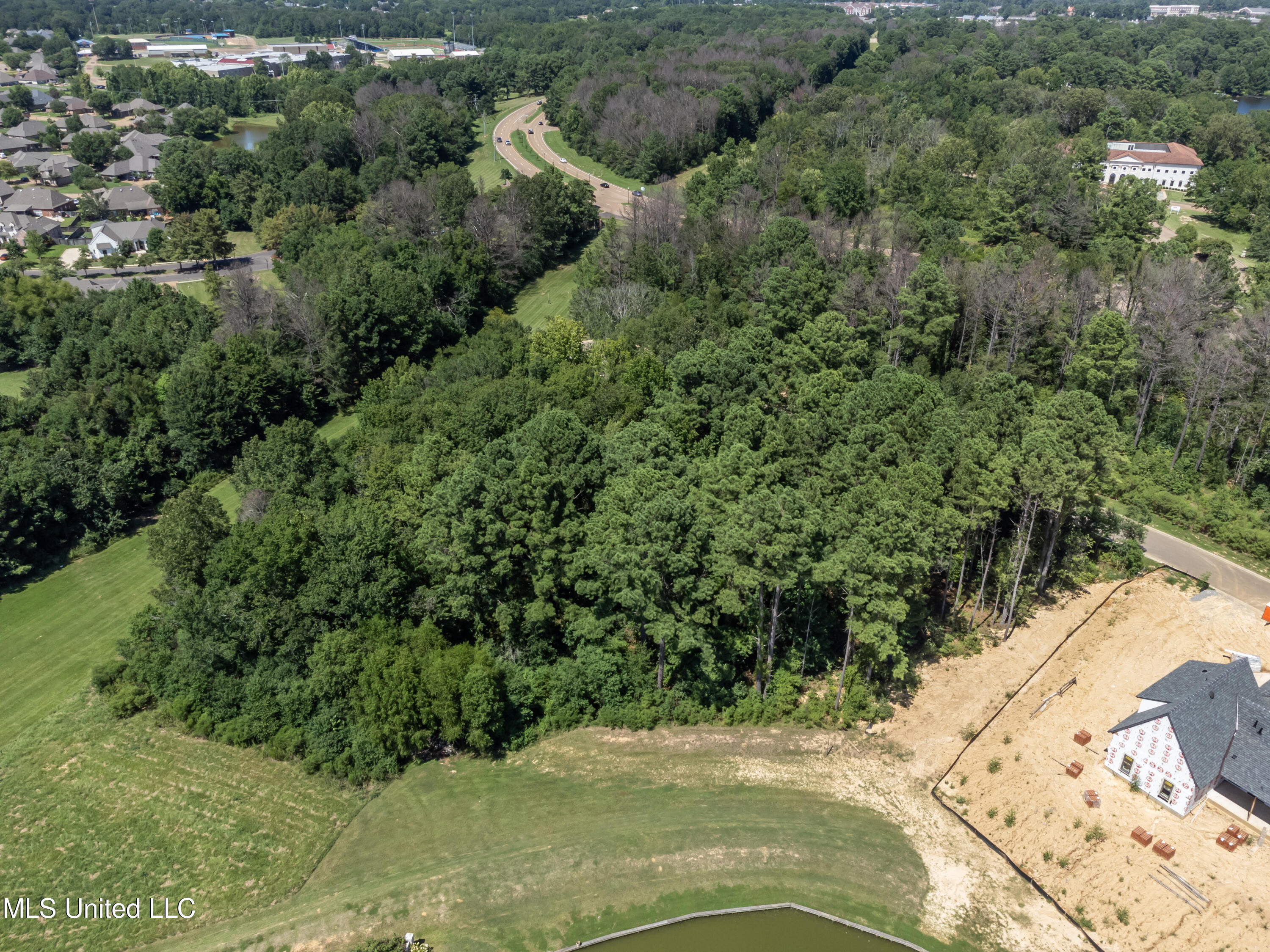 East Lake Drive Madison, MS 39110 - Photo 9 of 28 Stone Lake Dr Lot 42-9