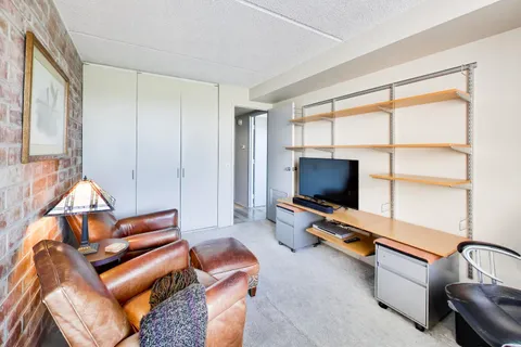 $305,000 | 2024 St Johns Avenue, Unit 301, Highland Park, IL 60035