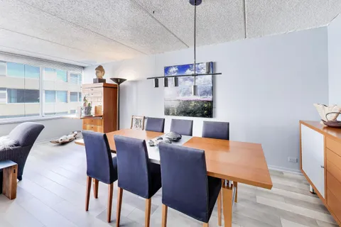 $305,000 | 2024 St Johns Avenue, Unit 301, Highland Park, IL 60035