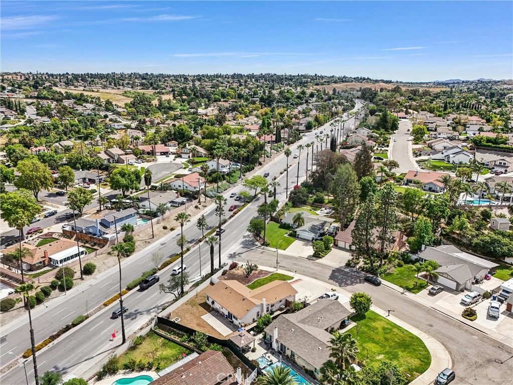 2111 Whitestone Drive Riverside, CA 92506 - Photo 33 of 48