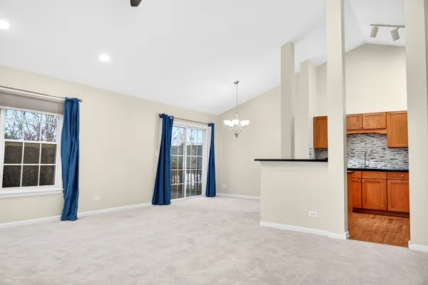 $379,000 | 119 Fountain Grass Circle, Unit 119, Bartlett, IL 60103