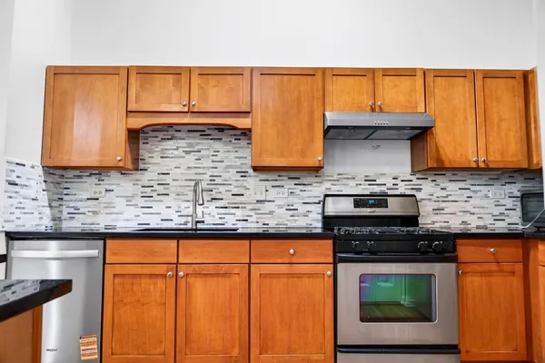 $379,000 | 119 Fountain Grass Circle, Unit 119, Bartlett, IL 60103