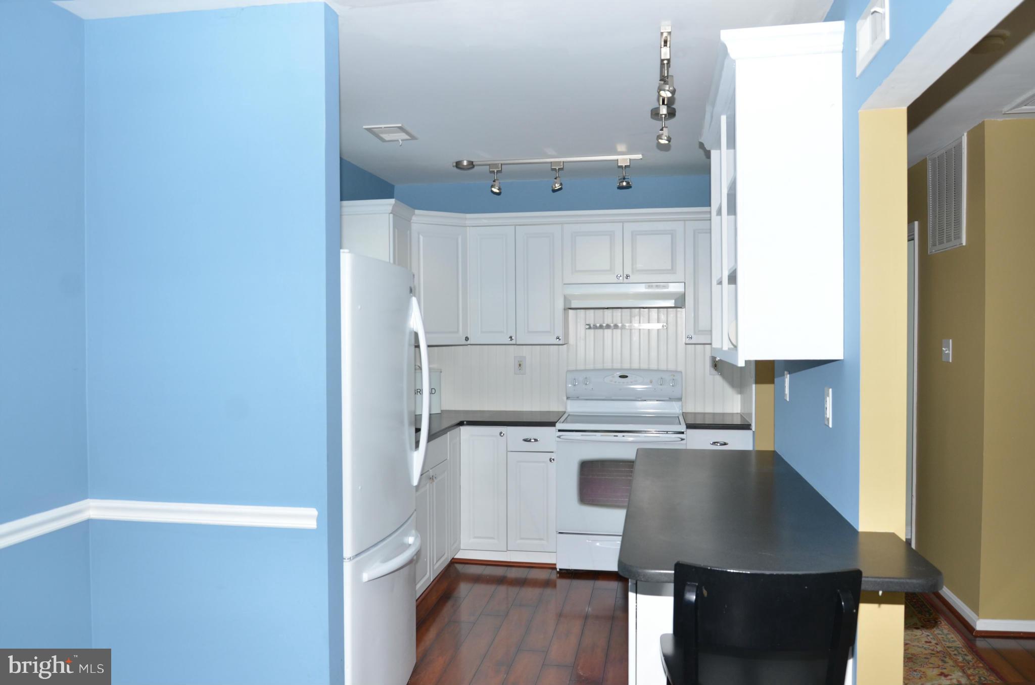 306 Cedar Grove Road Edgewater, MD 21037 - Photo 12 of 30 Kitchen