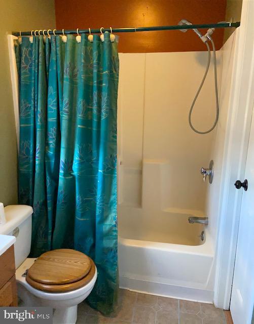304 Ridge Road Sellersville, PA 18960 - Photo 15 of 18 bathroom