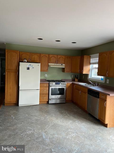 304 Ridge Road Sellersville, PA 18960 - Photo 9 of 18 Kitchen