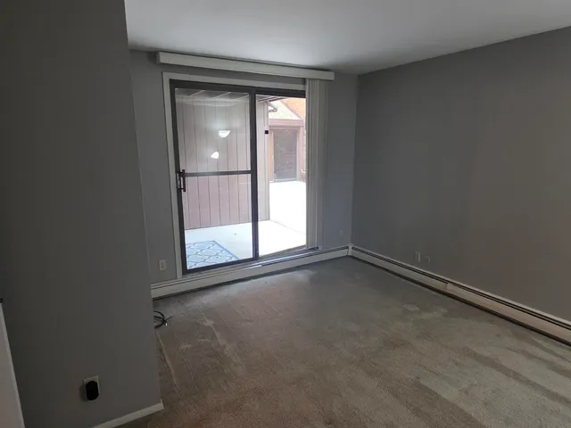 a view of empty room with window