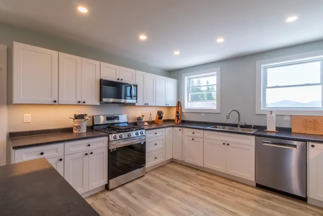 $779,900 | 2600 Morgan Charleston Road, Charleston, VT 05872