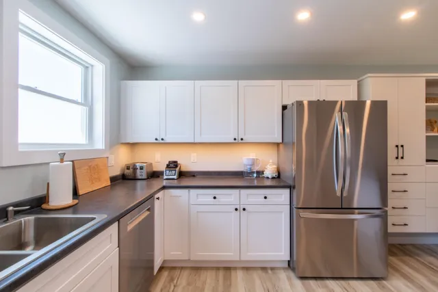 $779,900 | 2600 Morgan Charleston Road, Charleston, VT 05872