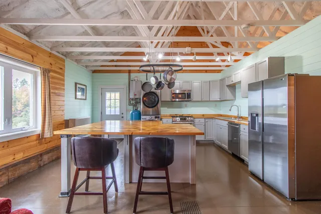 $779,900 | 2600 Morgan Charleston Road, Charleston, VT 05872