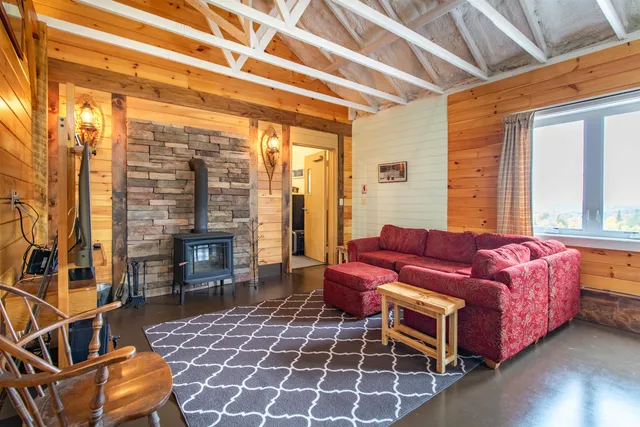 $779,900 | 2600 Morgan Charleston Road, Charleston, VT 05872