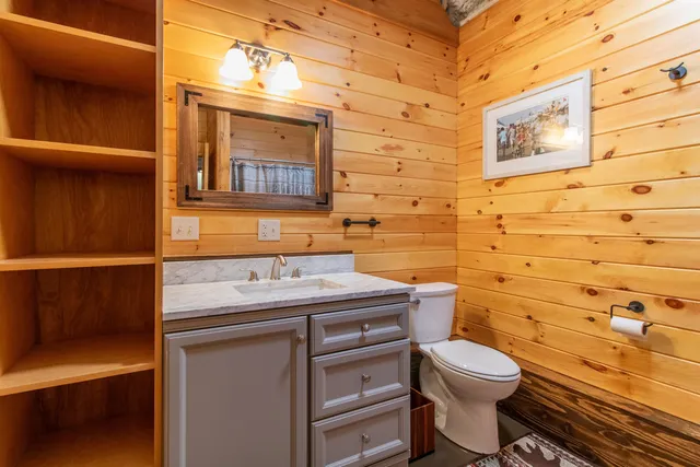 $779,900 | 2600 Morgan Charleston Road, Charleston, VT 05872