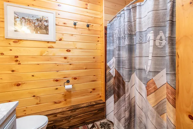 $779,900 | 2600 Morgan Charleston Road, Charleston, VT 05872