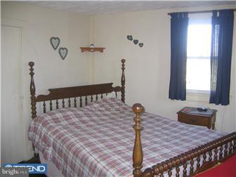 127 Whig Lane Road Monroeville, NJ 08343 - Photo 9 of 10 Bedroom - Main