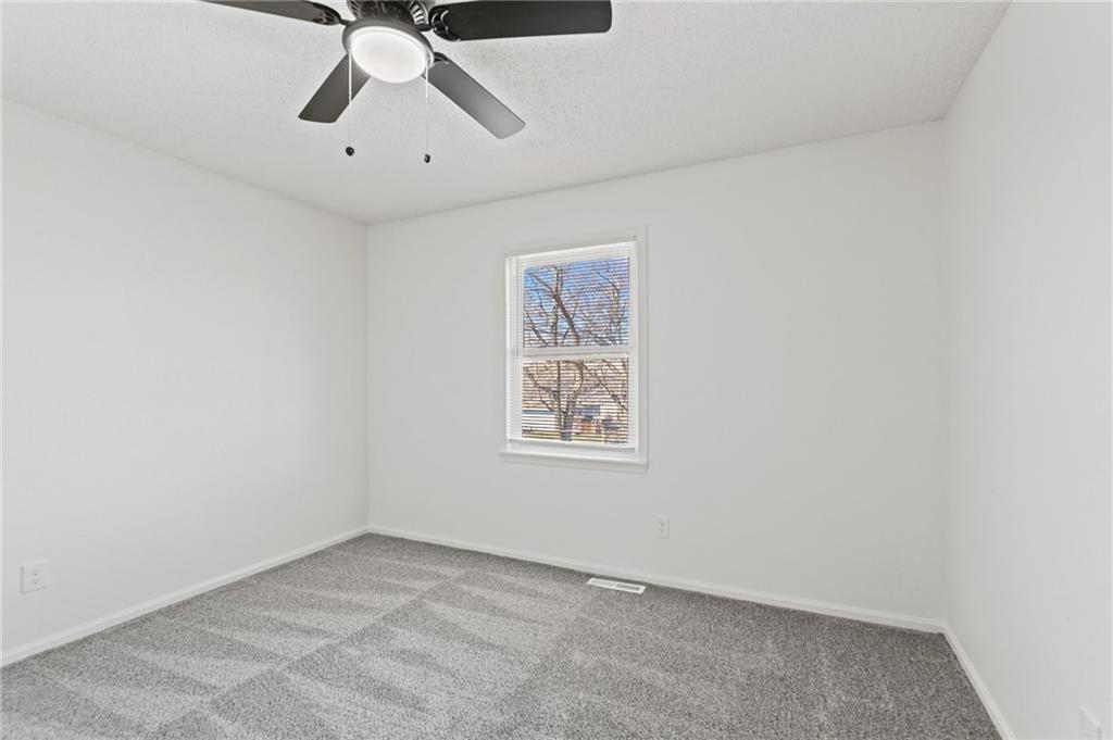 1707 Stacy Road Harrisonville, MO 64701 - Photo 15 of 35