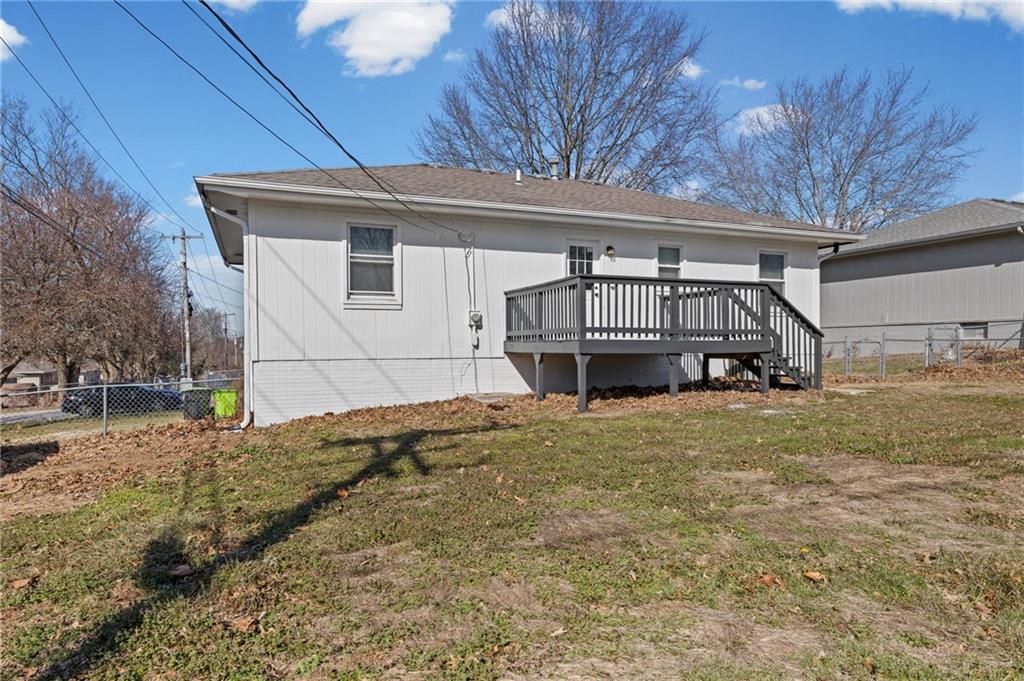 1707 Stacy Road Harrisonville, MO 64701 - Photo 31 of 35