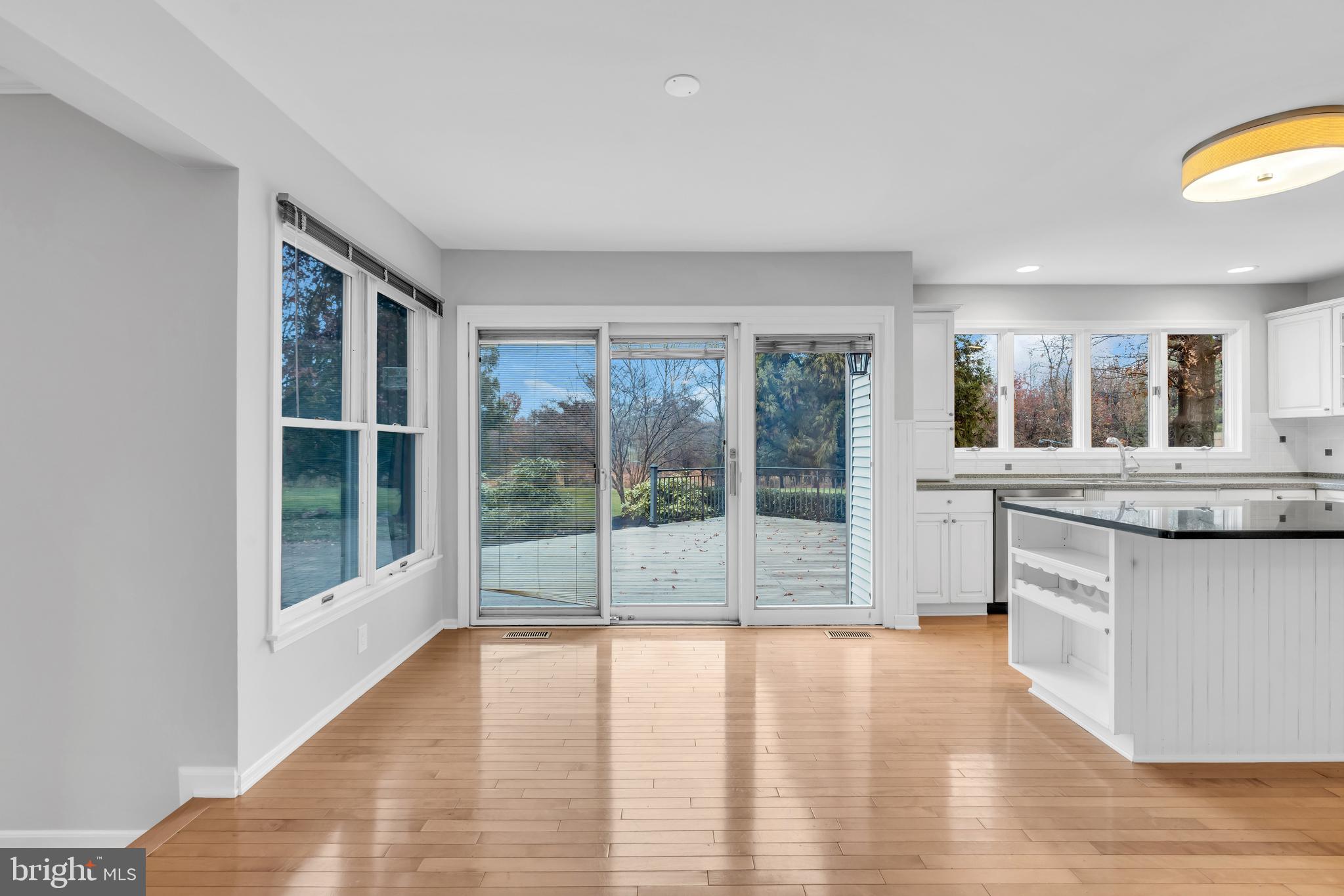 10 Reed Drive North Princeton Junction, NJ 08550 - Photo 25 of 55 Breakfast area