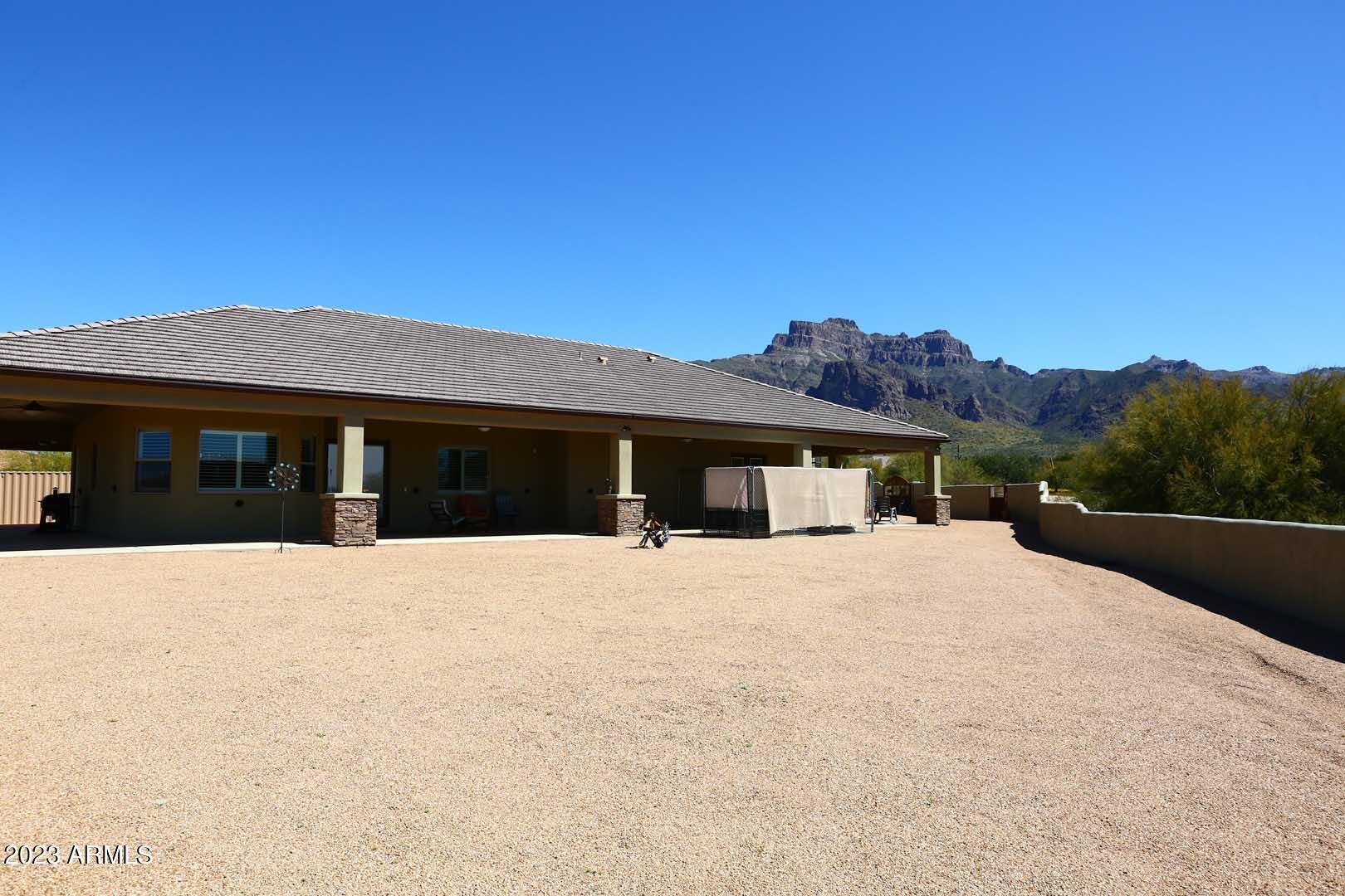 318 South Sixshooter Road Apache Junction, AZ 85119 - Photo 15 of 57 Backyard-Mountain View