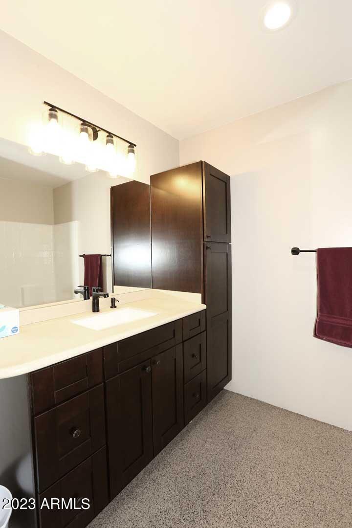 318 South Sixshooter Road Apache Junction, AZ 85119 - Photo 54 of 57 40x60 Workshop-Inteiror Ensuite3