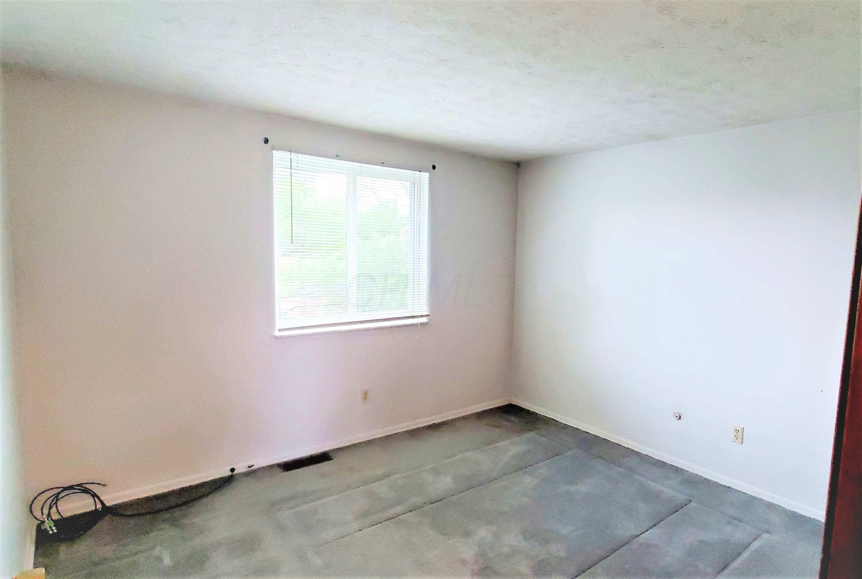 3902 Fergus Road Columbus, OH 43207 - Photo 9 of 29 Gallery Image 9