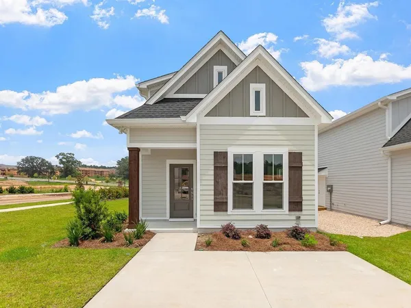 $2,200 | 3665 Meadow Vista Lane, Tallahassee, FL 32308