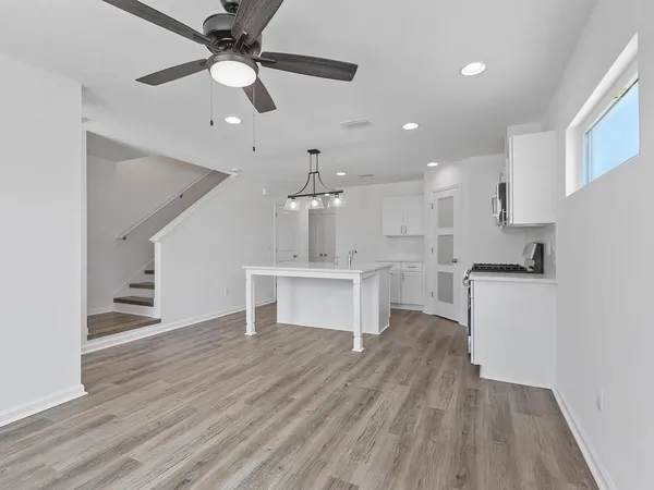 $2,200 | 3665 Meadow Vista Lane, Tallahassee, FL 32308