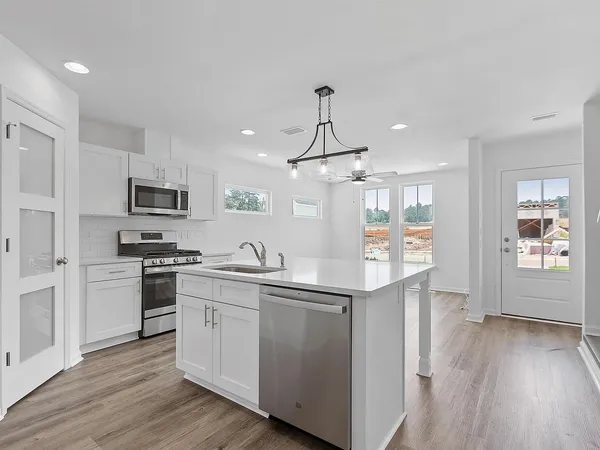 $2,200 | 3665 Meadow Vista Lane, Tallahassee, FL 32308