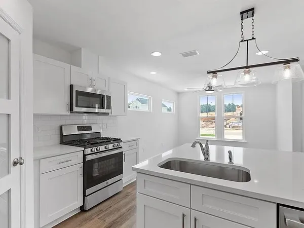 $2,200 | 3665 Meadow Vista Lane, Tallahassee, FL 32308