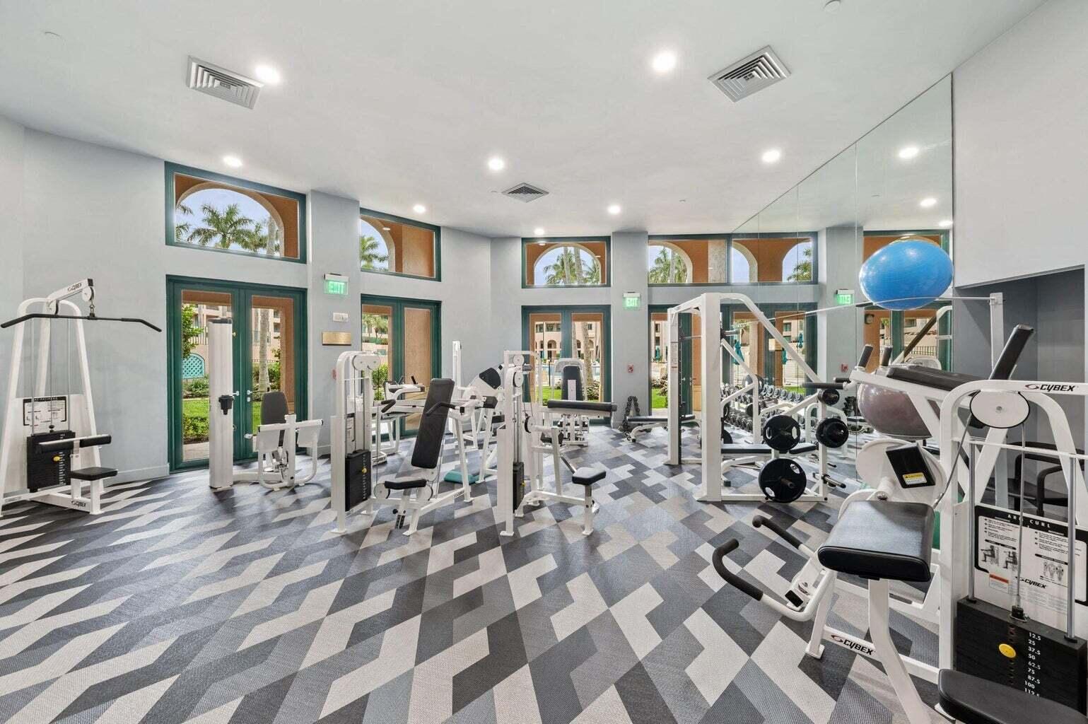 100 Southeast 5th Avenue, Unit 102 Boca Raton, FL 33432 - Photo 2 of 7 Gym -weights room