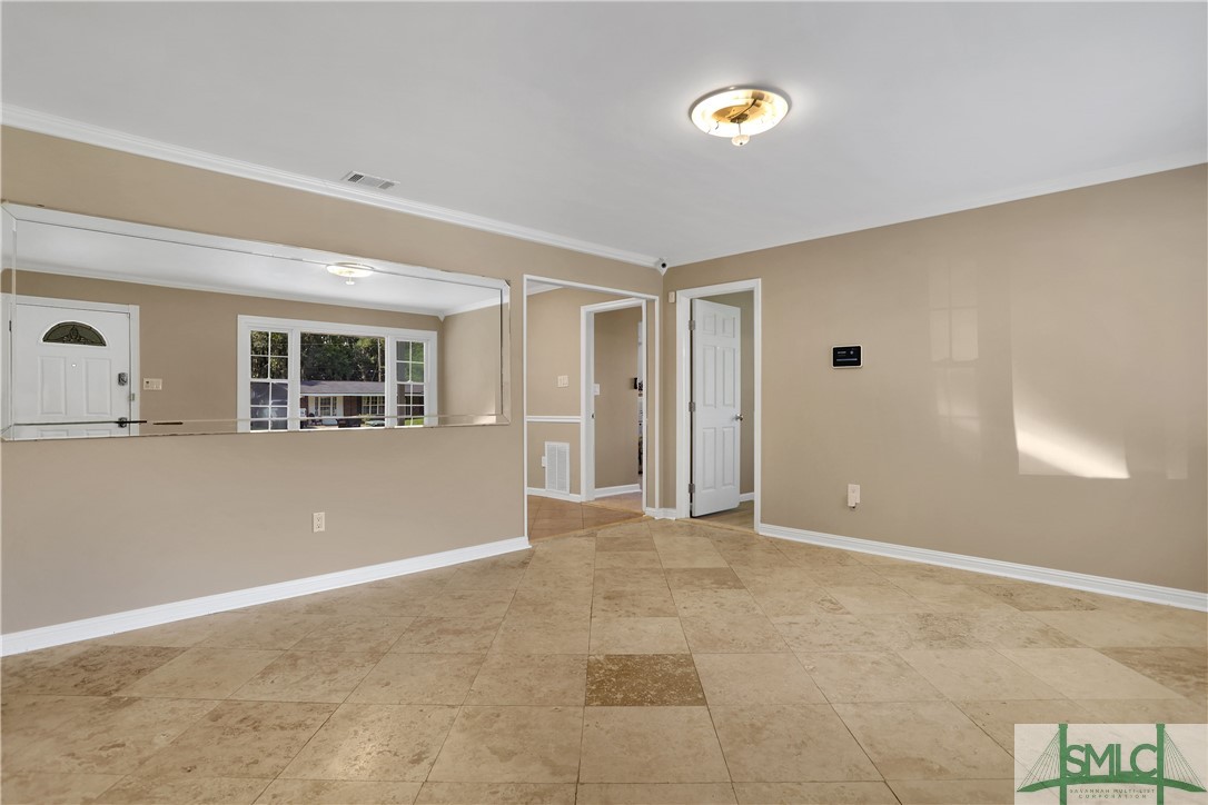 519 Woodley Road Savannah, GA 31419 - Photo 8 of 46