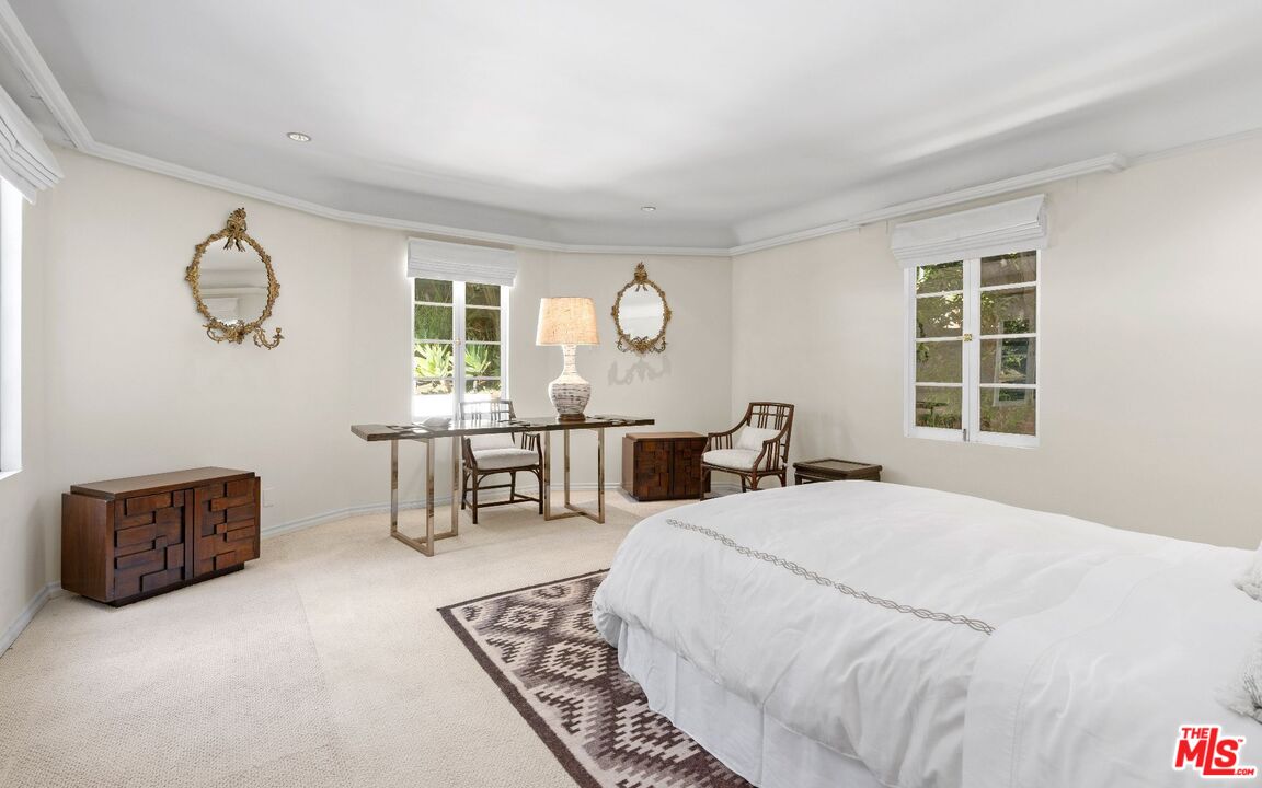 1241 Stone Canyon Road Los Angeles, CA 90077 - Photo 6 of 12 Gallery Image 6
