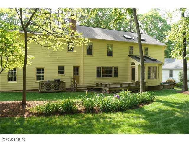 5606 North Chase Road Midlothian, VA 23112 - Photo 2 of 12 Exterior Back