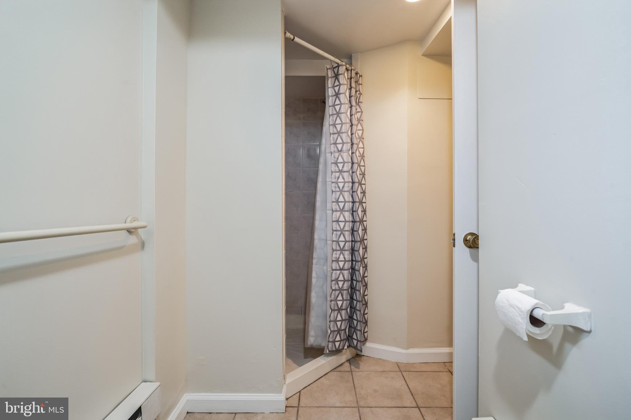 100 Ripka Street Philadelphia, PA 19127 - Photo 25 of 30