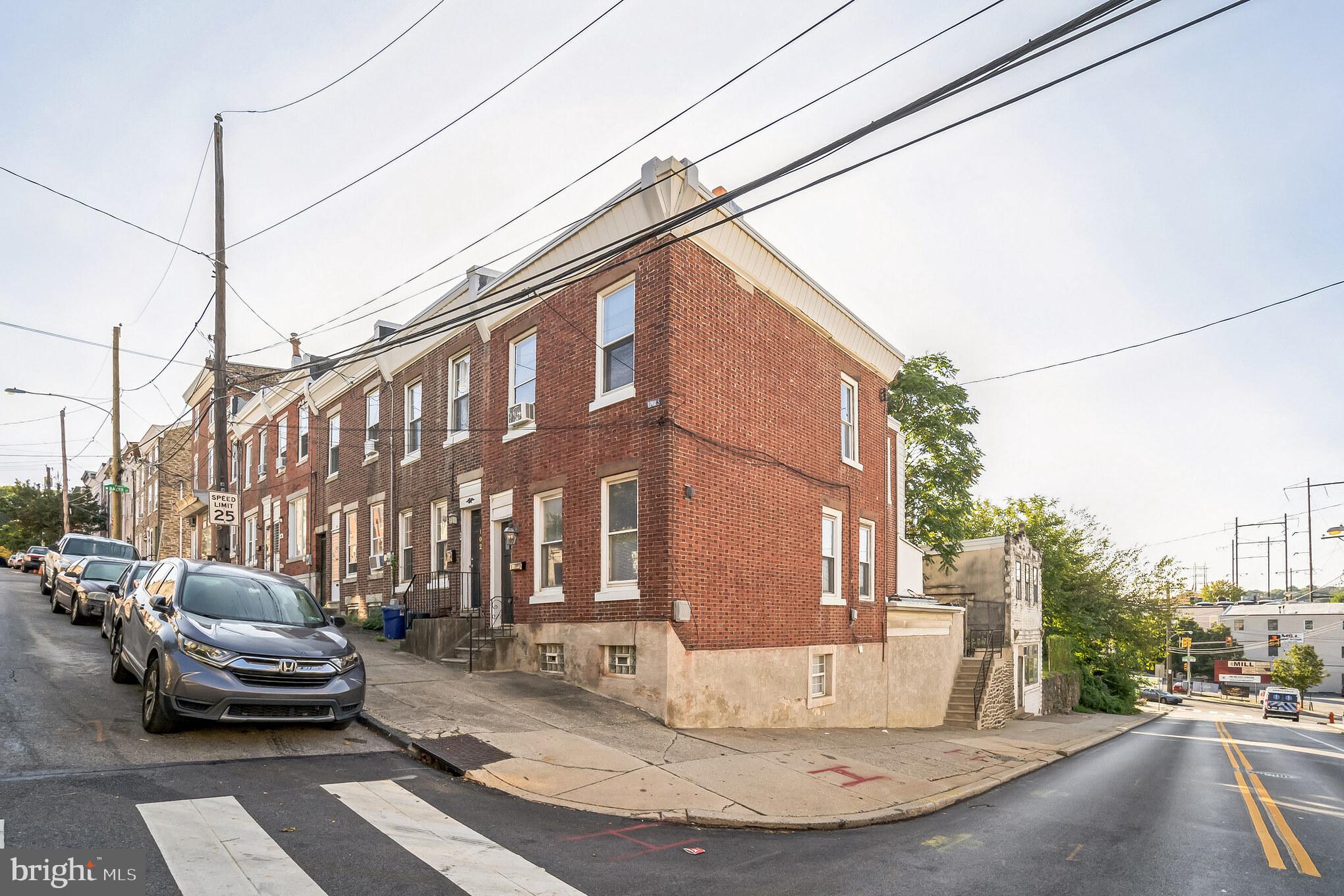 100 Ripka Street Philadelphia, PA 19127 - Photo 3 of 30