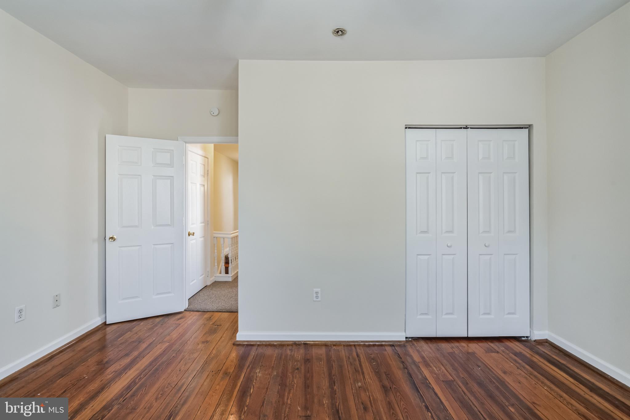 100 Ripka Street Philadelphia, PA 19127 - Photo 6 of 30