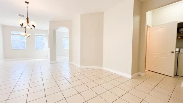 $2,250 | 2010 Shoma Drive, West Palm Beach, FL 33414