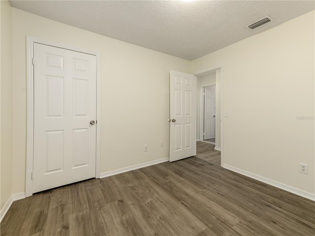 9703 Fox Hollow Road Tampa, FL 33647 - Photo 21 of 31