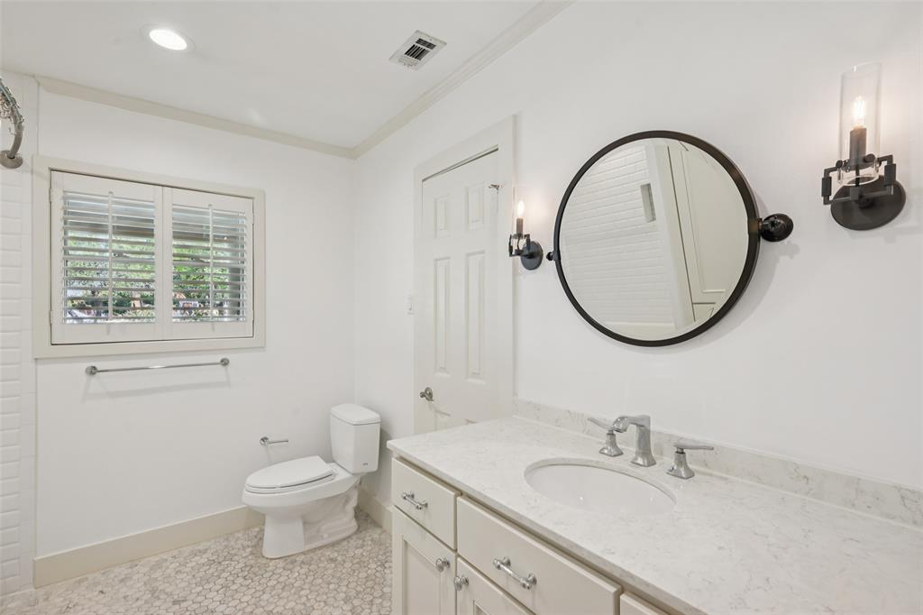 5818 Gramercy Place Dallas, TX 75230 - Photo 29 of 40