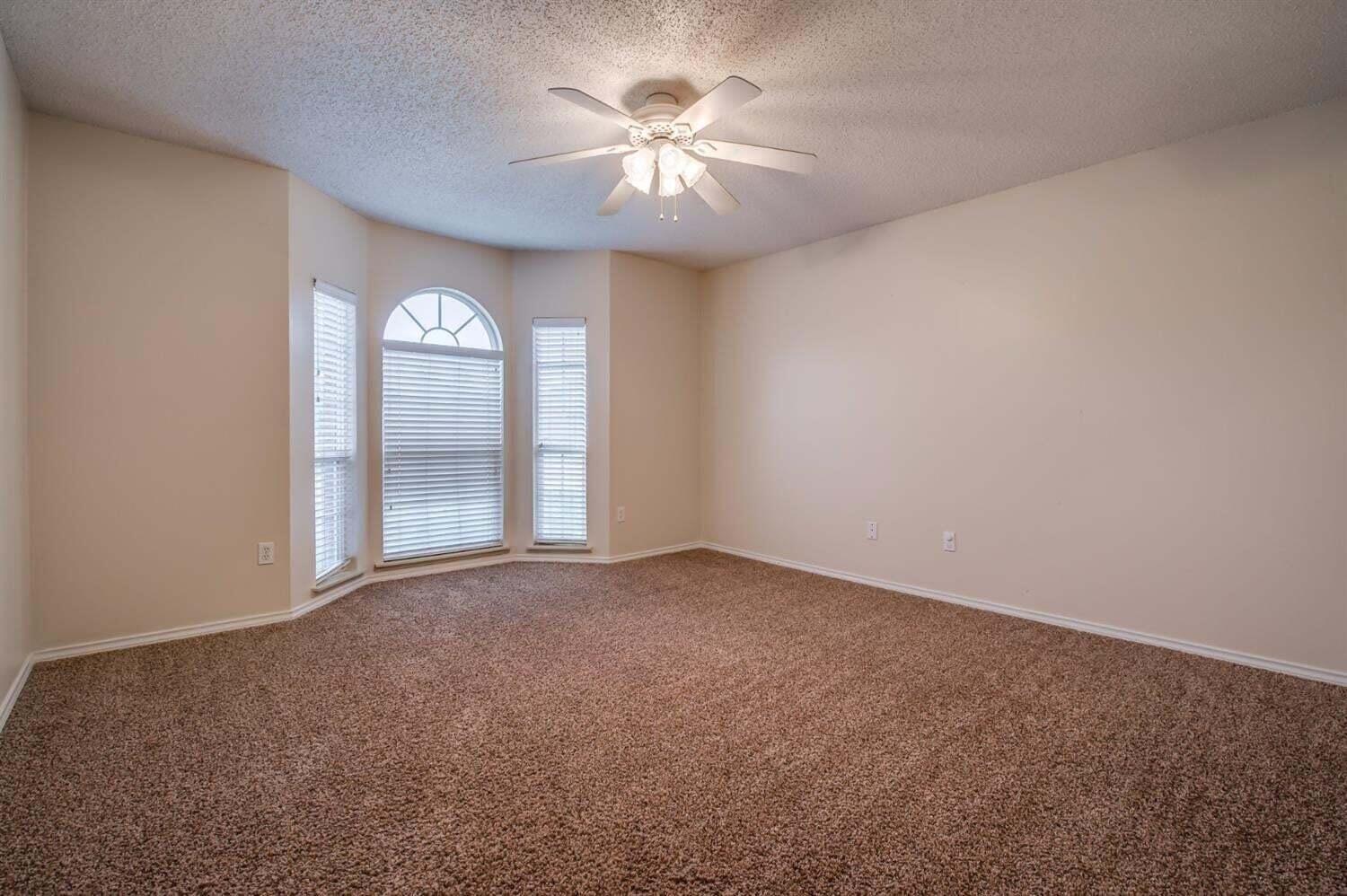 6806 86th Street Lubbock, TX 79424 - Photo 11 of 19 20241219224137584376000000-o