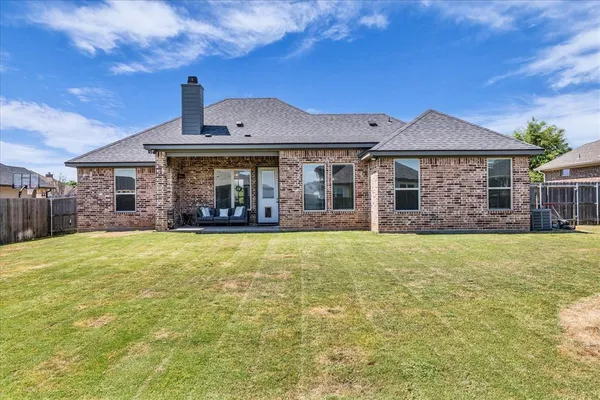 $385,000 | 10405 Aquilla Trail, Waco, TX 76708