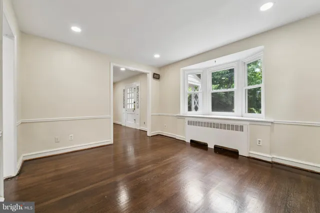 $379,900 | 8427 Limekiln Pike, Wyncote, PA 19095