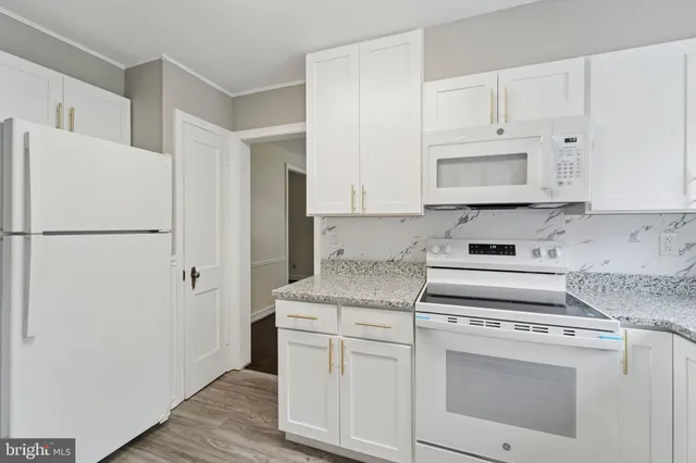 $379,900 | 8427 Limekiln Pike, Wyncote, PA 19095