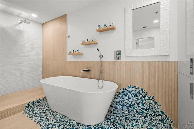 $18,000 | 988 Boulevard Of The Arts, Unit 109, Sarasota, FL 34236